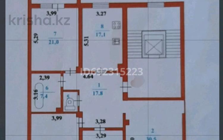 4-бөлмелі пәтер, 140 м², 8/9 қабат, мкр Ардагер, Кулманова 152 — ТРК &quot;Атырау&quot;, бағасы: 53 млн 〒 — фото 2