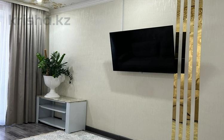 2-комнатная квартира · 64.4 м² · 8/10 этаж, Женис за 27 млн ₸ в Уральске — фото 2