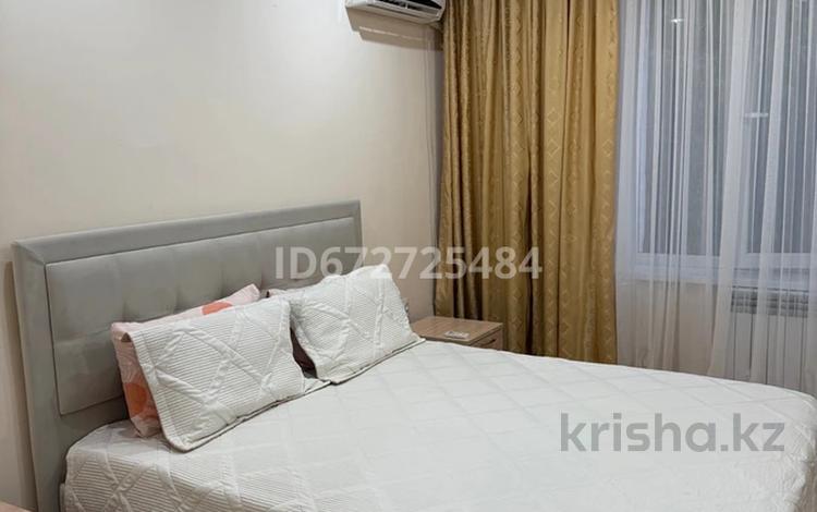2-комнатная квартира · 60 м² · 3/3 этаж, Тауке-хана 8 — Байтурсынова за 15 000 ₸ в Шымкенте — фото 17