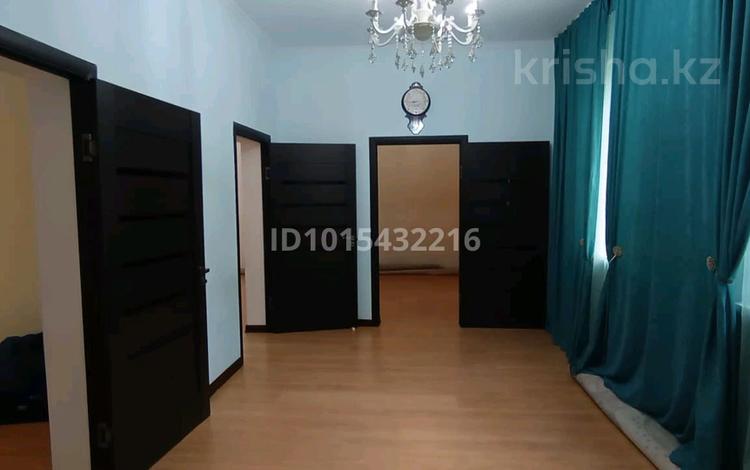 Отдельный дом · 5 комнат · 200 м² · 7 сот., Астанинская 72 за 29.5 млн ₸ в Рахат (поселок Жалпаксай)  — фото 2