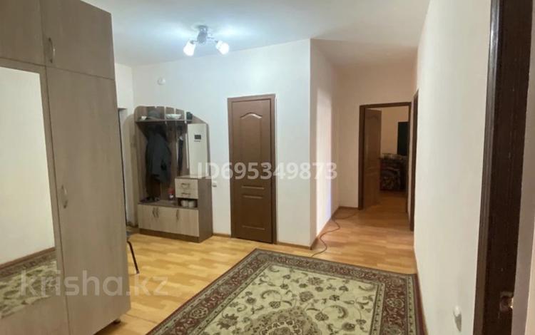 3-комнатная квартира, 92.5 м², 2/9 этаж, мкр Нурсат 2 14