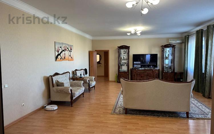 4-бөлмелі пәтер · 134.2 м² · 10/16 қабат, Валиханова 12, бағасы: 61.5 млн ₸ в Астане, р-н Байконур — фото 2
