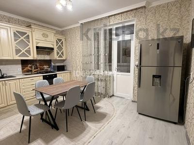 2-комнатная квартира · 80 м² · 4/9 этаж, Сатпаева 30Б — Иманалиева Сатпаева за 250 000 〒 в Таразе