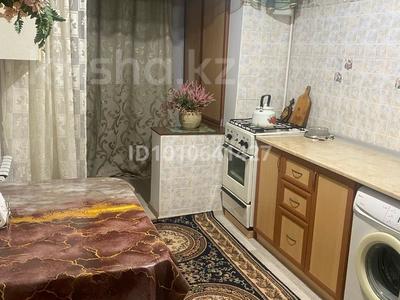 2-бөлмелі пәтер · 50 м², 17-шағынаудан, 16-й микрорайон, бағасы: 14 000 ₸ в Шымкенте, Аль-Фарабийский р-н
