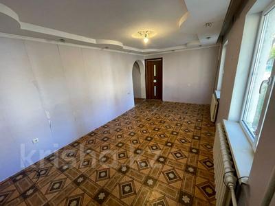 3-бөлмелі пәтер, 55 м², 1/5 қабат ай сайын, 5микр 2, бағасы: 160 000 〒 в Конаеве (Капчагай)