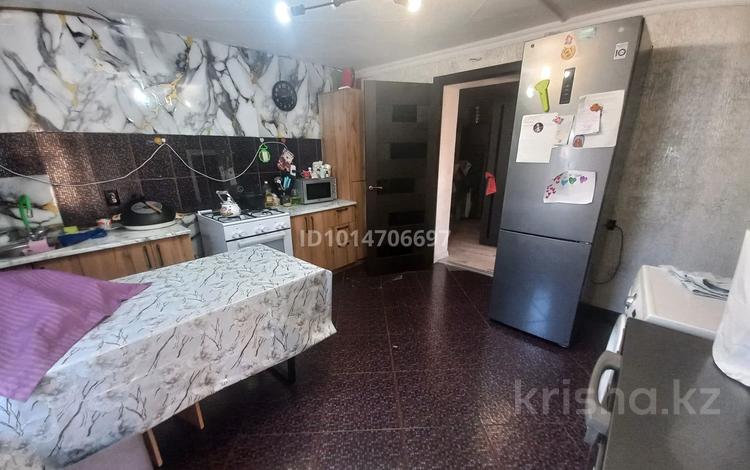 Часть дома · 2 комнаты · 62.7 м² · 2.31 сот., мкр Карасу — Возле магазина Теремок за 25.5 млн ₸ в Алматы, Алатауский р-н — фото 2