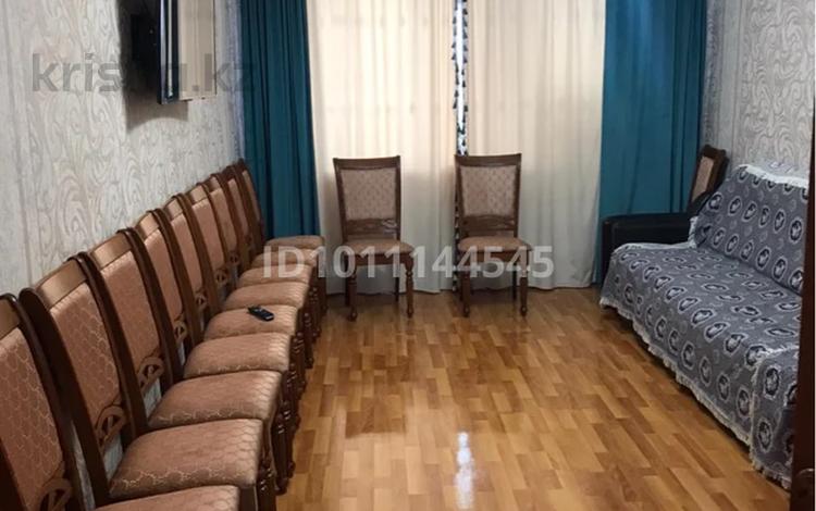 3-комнатная квартира · 59.4 м² · 2/2 этаж, Тусупбекова за 26 млн ₸ в Жезказгане — фото 10