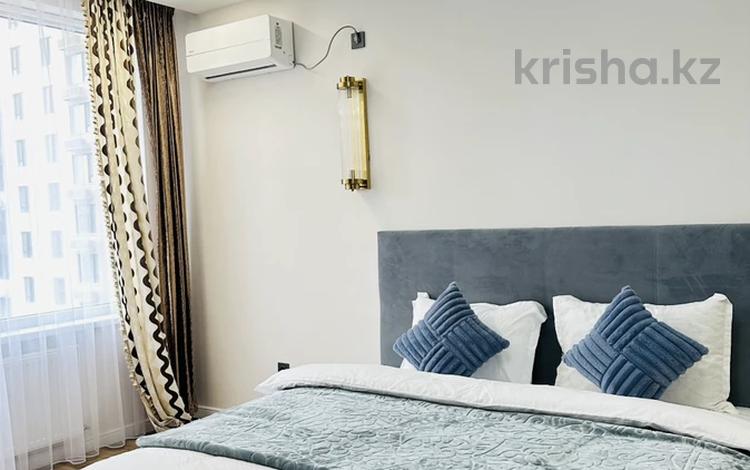 1-комнатная квартира · 52 м² · 5/9 этаж, мкр Нурсая, Абулхайр-хана 69/4, 69/5 за 17 000 ₸ в Атырау — фото 2