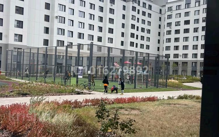 2-комнатная квартира · 60 м² · 4/12 этаж, Е 511 40 за 280 000 ₸ в Астане, Есильский р-н — фото 2