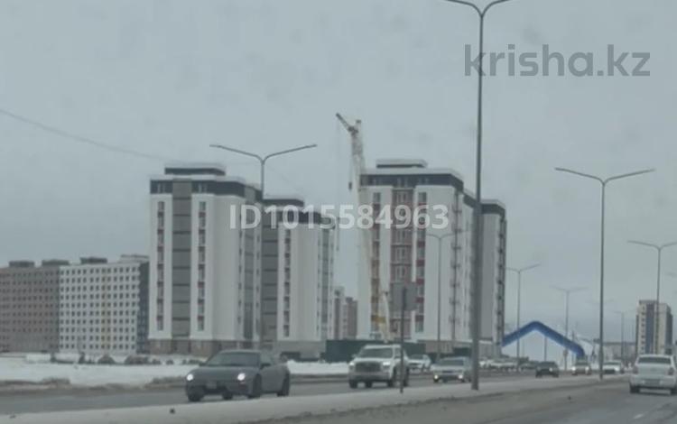 1-комнатная квартира · 28 м² · 8/9 этаж, Шоссе Коргалжын 31 за 13.2 млн ₸ в Астане, Нура р-н — фото 2