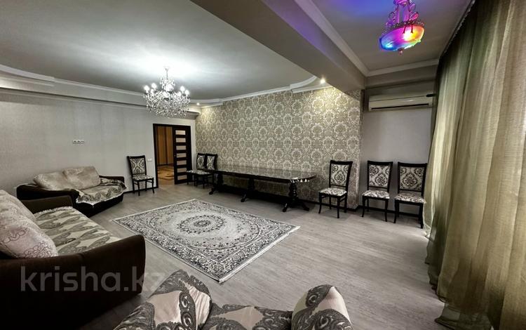 4-комнатная квартира, 150 м², 10/10 этаж помесячно, Ауэзова 163а