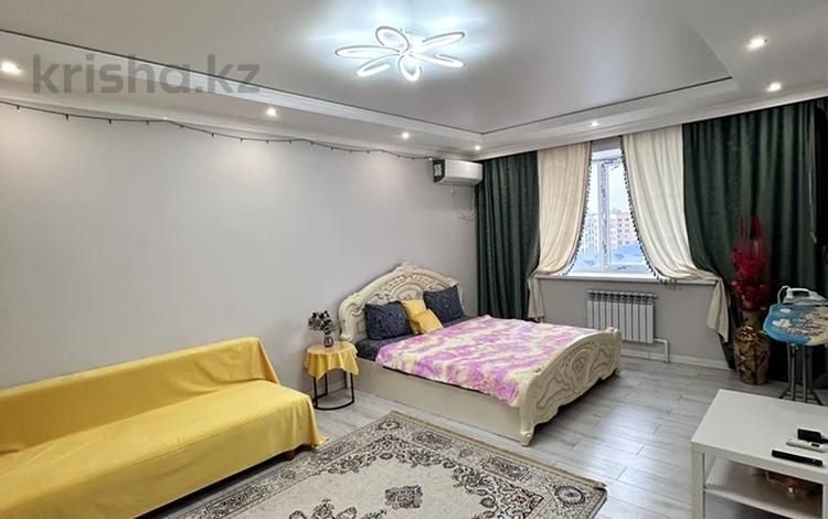1-бөлмелі пәтер · 55 м² · 9/10 қабат, мкр Нурсая, Таумуш Жумагалиев 15, бағасы: 13 000 ₸ в Атырау — фото 29