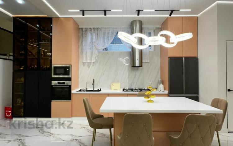 5-комнатная квартира · 230 м² · 4/4 этаж, Мангистауская 18 — ЕСТЬ ТОРГ за 230 млн ₸ в Алматы, Медеуский р-н — фото 9