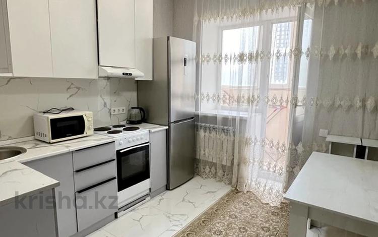 2-бөлмелі пәтер · 60 м² · 2/9 қабат, ул. Е-15 15/1, бағасы: 29.5 млн ₸ в Астане, Нура р-н — фото 2