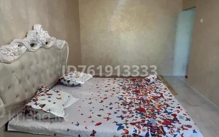 1-комнатная квартира · 35 м² · 3/5 этаж, Муратбаева 17 — Абая за 2 000 〒 в  — фото 2