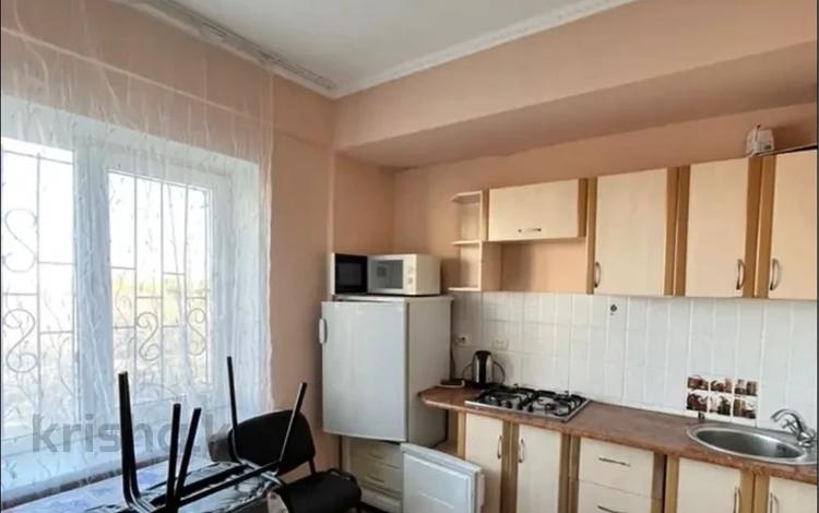 1-комнатная квартира · 37 м² · 4/5 этаж, 3 мкр 16 за 16.5 млн 〒 в Конаеве (Капчагай) — фото 2