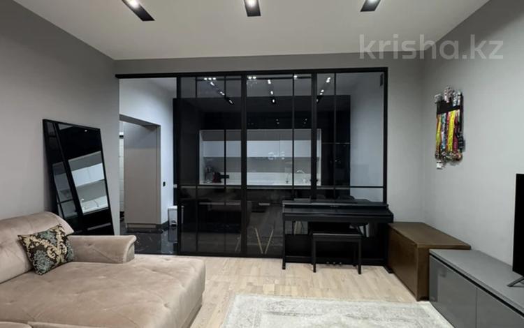 2-комнатная квартира · 65 м² · 20/33 этаж, Аль-фараби 9 за 800 000 ₸ в Алматы, Медеуский р-н — фото 2