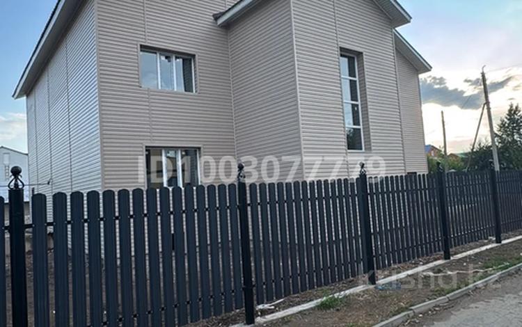 Отдельный дом · 4 комнаты · 400 м² · 11 сот., Квартал энергетиков 14 за ~ 40 млн ₸ в Актобе, жилой массив Жилянка — фото 2