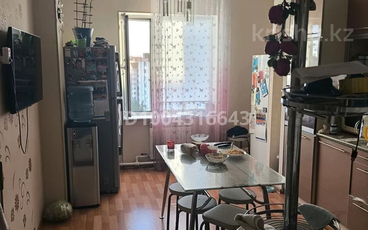 3-бөлмелі пәтер · 92 м² · 9/9 қабат, Юго-Восток ш/а., Шахтеров 31б — проспект Шахтеров 31б напротив Парка победы, бағасы: 36 млн ₸ в Караганде, Казыбек би р-н — фото 2