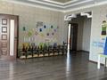 Отдельный дом · 6 комнат · 380 м² · 10 сот., Роза жаманова 2 за 72 млн ₸ в Актобе, мкр Акжар — фото 9