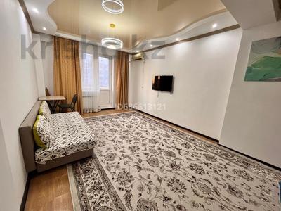 3-комнатная квартира · 90 м² · 4/9 этаж, Крупская 24 — В районе Университета Халела Досмухамедова за 300 000 〒 в Атырау