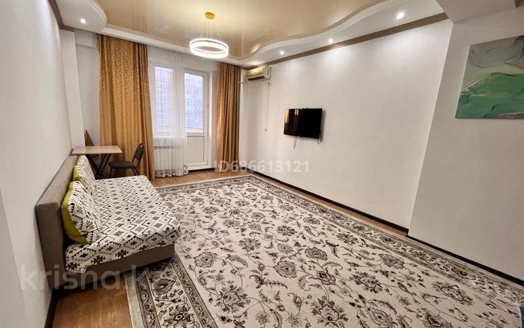 3-бөлмелі пәтер · 90 м² · 4/9 қабат, Крупская 24 — В районе Университета Халела Досмухамедова, бағасы: 290 000 ₸ в Атырау — фото 10