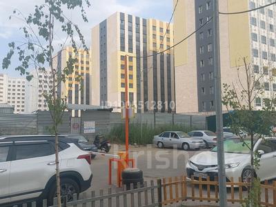 1-комнатная квартира · 39 м² · 9/12 этаж, мкр Акбулак, Момышулы 100 за 19 млн 〒 в Алматы, Алатауский р-н