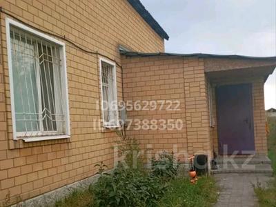 Отдельный дом · 4 комнаты · 180 м² · 8 сот., Кенжекольская 8/2 за 35 млн 〒