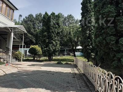 Отдельный дом · 4 комнаты · 280 м² · 17.2 сот., Байшешек 34 за 280.5 млн 〒 в Алматы, Бостандыкский р-н