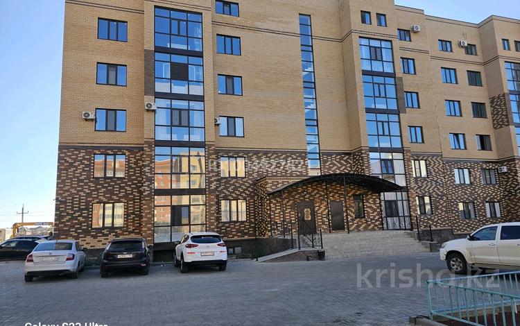 4-бөлмелі пәтер · 182.5 м² · 2/5 қабат, мкр. Алтын орда 54Г — Мустафа Шокая, бағасы: 58.4 млн ₸ в Актобе — фото 2