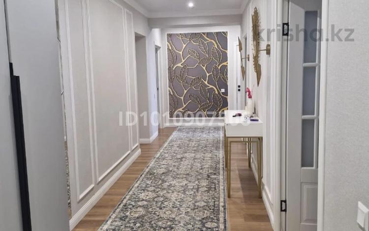 3-бөлмелі пәтер · 102 м² · 7/21 қабат, Варламова 27а — Озеро Сайран, бағасы: 105 млн ₸ в Алматы, Алмалинский р-н — фото 2