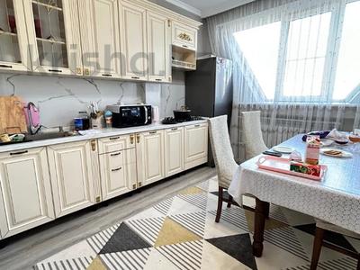 3-комнатная квартира · 75 м² · 6/9 этаж, мкр Жетысу-1 — Момышулы за 60 млн ₸ в Алматы, Ауэзовский р-н