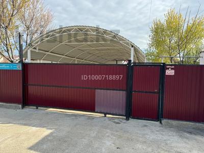 Продажа домов и дачи в Атырауской обл.: Отдельный дом · 4 комнаты · 196 м² · 8.25 сот., Туманбай Молдагалиева 36 за 30 млн 〒 Отдельный дом · 4 комнаты · 196 м² · 8.25 сот., Туманбай Молдагалиева 36 за 30 млн 〒 в Кульсары