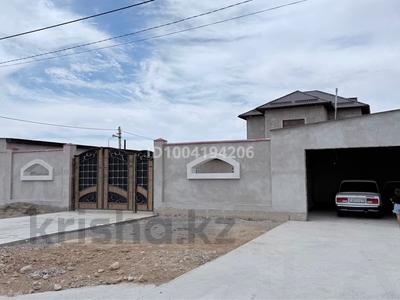 Отдельный дом · 7 комнат · 300 м² · 10 сот., Аралбай батыр 91 — Углавой за 60 млн 〒 в Туркестане