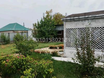 Отдельный дом · 3 комнаты · 60 м² · 6 сот., Степная — Находится недалеко от магазина Каусар за 13 млн ₸ в Аксае