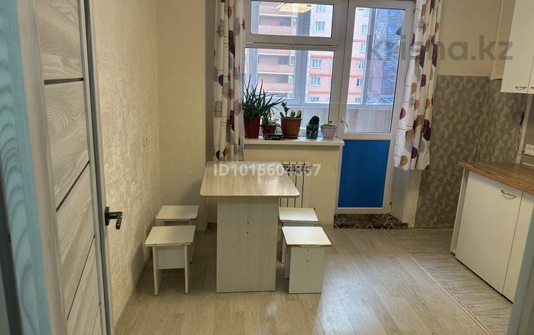 1-бөлмелі пәтер · 36 м² · 2/15 қабат, Тлендиева 44А, бағасы: 180 000 ₸ в Астане, Сарыарка р-н — фото 2