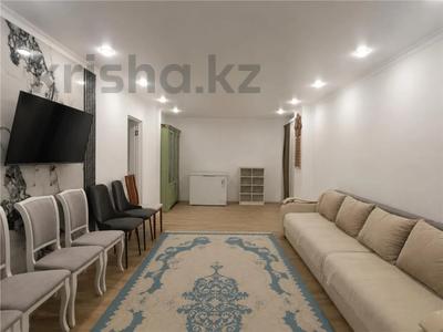 2-комнатная квартира · 70 м² · 1/25 этаж, мкр Юго-Восток, Микрорайон Байкена Ашимова 24 за 23.7 млн ₸ в Караганде, Казыбек би р-н