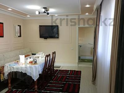 Отдельный дом • 6 комнат • 300 м² • 10 сот., Жастар за 49.9 млн 〒 в Талдыкоргане