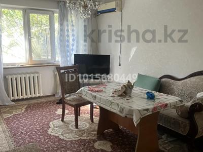 3-бөлмелі пәтер · 69 м² · 1/5 қабат, республика 19б — №15 школа, бағасы: 19 млн ₸ в Шымкенте, Аль-Фарабийский р-н
