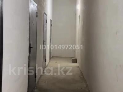 Гараж · 10 м² · мкр &amp;quot;Шыгыс 1&amp;quot; 305 за 10 000 ₸ в Актау, мкр "Шыгыс 1"