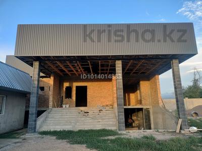 Отдельный дом · 11 комнат · 450 м² · 26 сот., Тәуелсіздік 220 — АЗС Жаркент за 85 млн ₸ в Байтереке (Новоалексеевке)