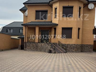 Отдельный дом · 4 комнаты · 400 м² · 100 сот., ул. Ермухана Бекмаханова 86 за 290 млн ₸ в Павлодаре