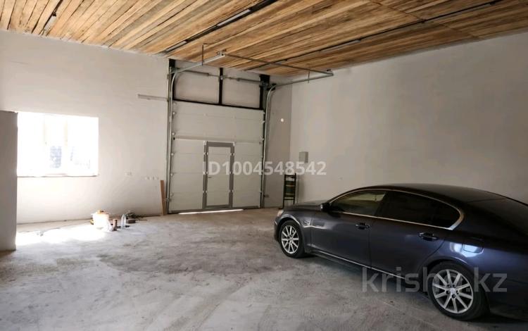 Гараж · 120 м² · Тулебаева,юго восток — Старая Карагандинская трасса, бағасы: 550 000 ₸ в Астане, Сарайшык р-н — фото 2