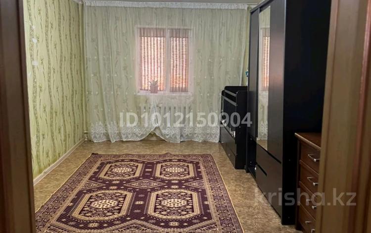 5-комнатная квартира · 300 м², Сырым датулы 4 за 10 млн ₸ в Курыке — фото 2