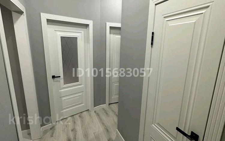 2-комнатная квартира · 58 м² · 1/8 этаж, Северное кольцо 29 за 300 000 ₸ в Алматы, Жетысуский р-н — фото 2