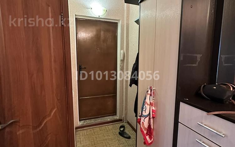 2-комнатная квартира · 47.5 м² · 4/5 этаж, Кердери за 130 000 ₸ в Уральске, мкр Школьник — фото 2