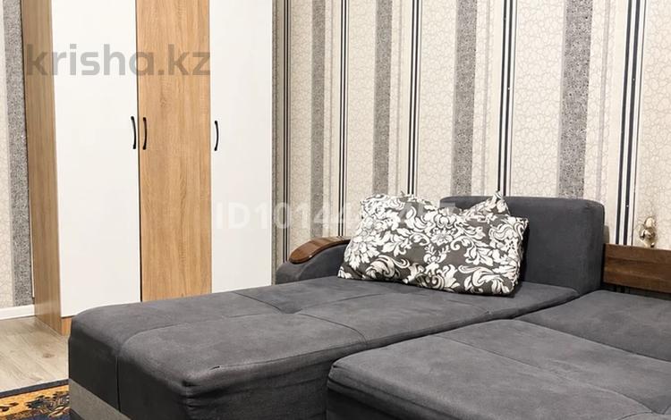 1-комнатная квартира · 45 м² · 5/5 этаж, 4 микрорайон 3 за 12 000 ₸ в Конаеве — фото 2