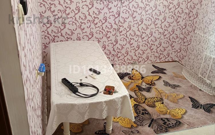2-бөлмелі пәтер · 46 м² · 5/5 қабат, Оренбургская 37/2, бағасы: 11 млн ₸ в Уральске — фото 2