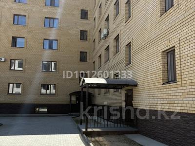 2-бөлмелі пәтер · 65 м² · 3/5 қабат, Каркаралинская 19, бағасы: 250 000 ₸ в Семее
