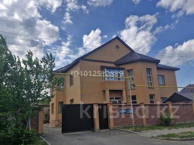 Отдельный дом · 6 комнат · 350 м² · 10 сот., Жайык 29 — Кудайбердыулы, 52 школа за 180 млн ₸ в Астане, Алматы р-н